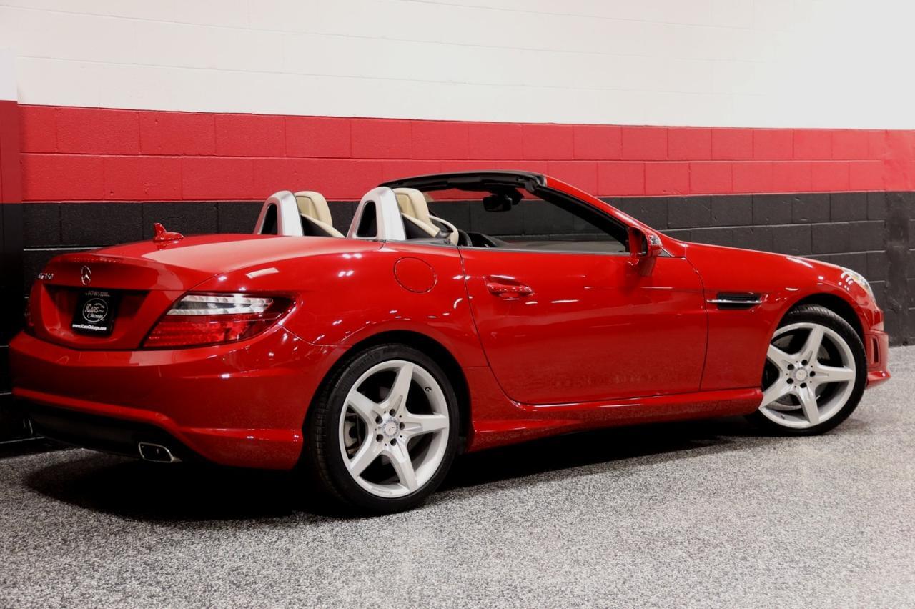 2012 Mercedes-Benz SLK 350 AMG Sport 2dr Roadster Skokie IL