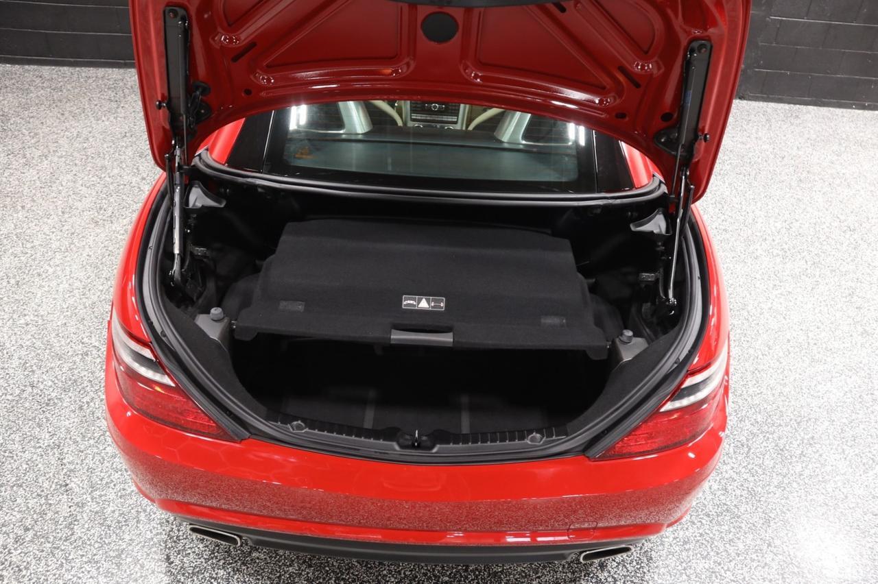 2012 Mercedes-Benz SLK 350 AMG Sport 2dr Roadster Skokie IL