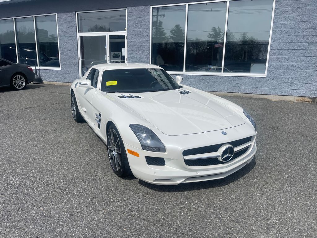 2012 Mercedes-Benz SLS AMG&Acirc;&reg; Base Orange MA