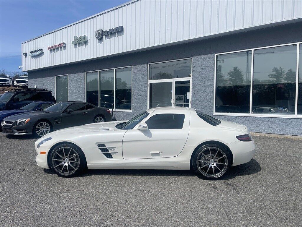 2012 Mercedes-Benz SLS AMG&Acirc;&reg; Base Orange MA
