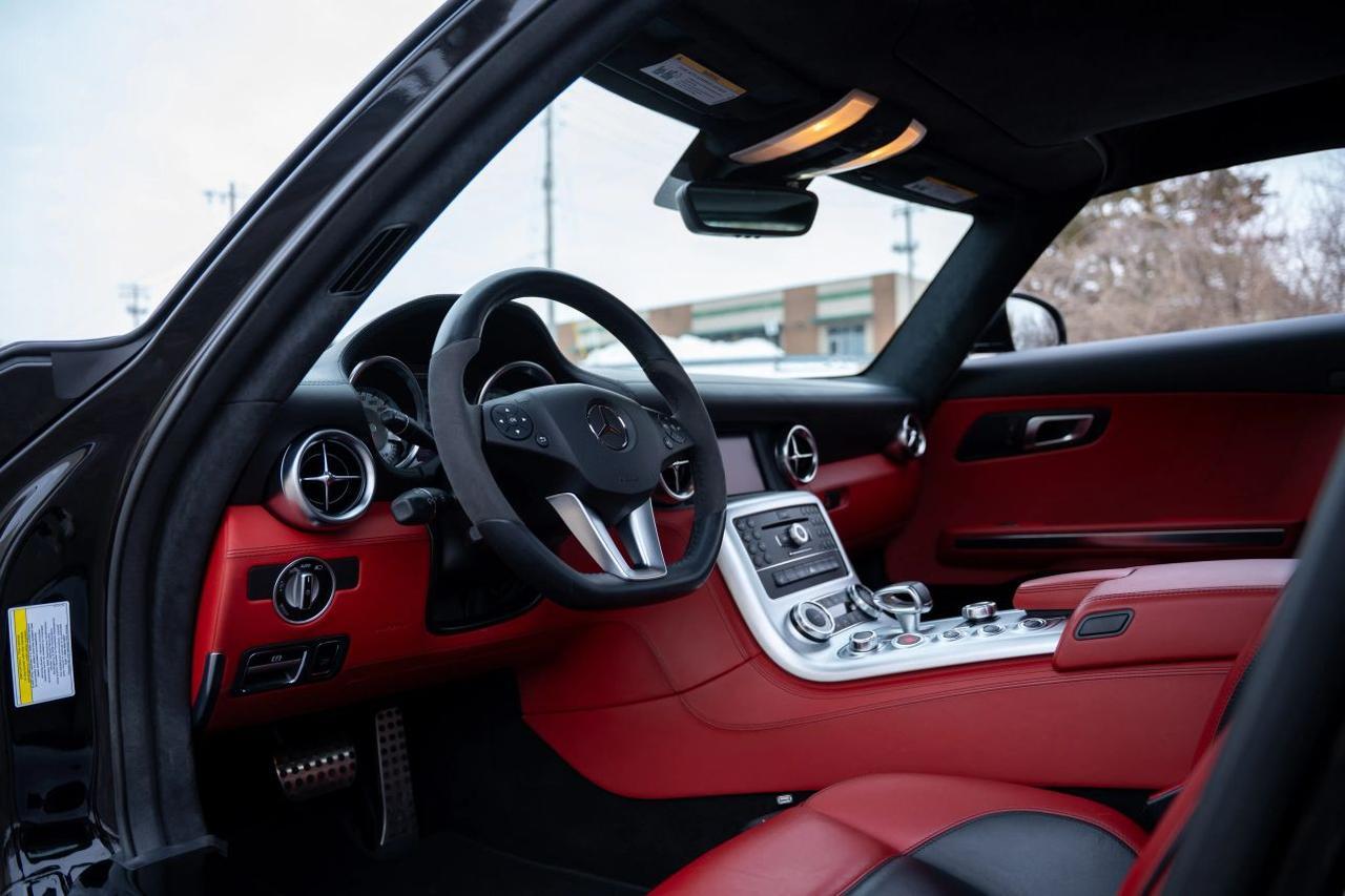 2012 Mercedes-Benz SLS-Class