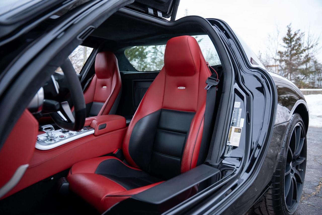 2012 Mercedes-Benz SLS-Class