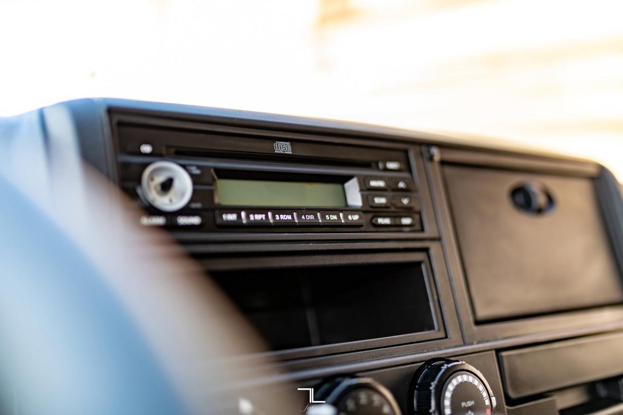 2012 Mitsubishi Fuso 4x2 Crew Cab & Chassis Diesel Red Deer AB