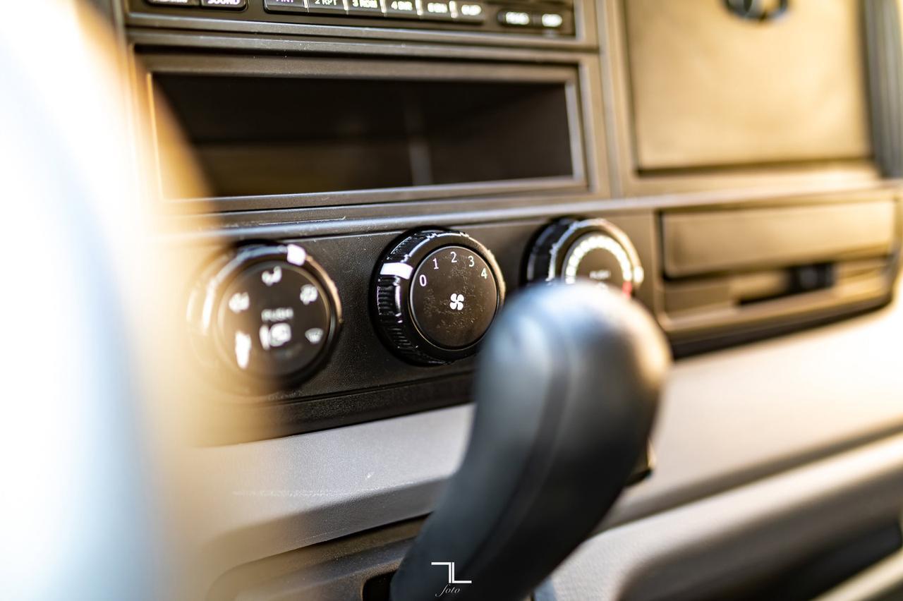 2012 Mitsubishi Fuso 4x2 Crew Cab & Chassis Diesel Red Deer AB