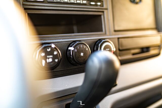 2012 Mitsubishi Fuso 4x2 Crew Cab & Chassis Diesel Red Deer AB