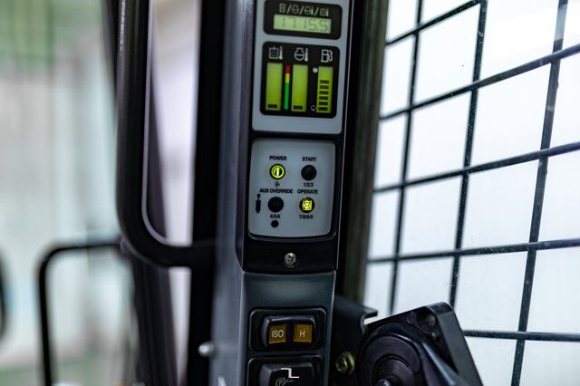 2012 New Holland L230 Skid Steer Diesel Red Deer AB