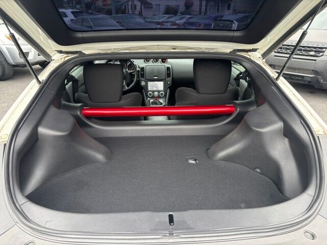 2012 Nissan 370Z  Whitehall PA