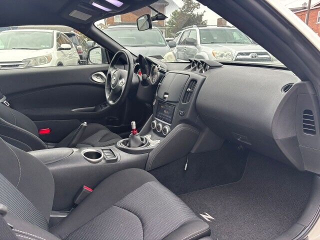 2012 Nissan 370Z  Whitehall PA