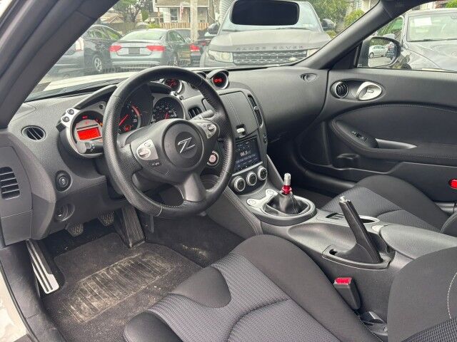 2012 Nissan 370Z  Whitehall PA