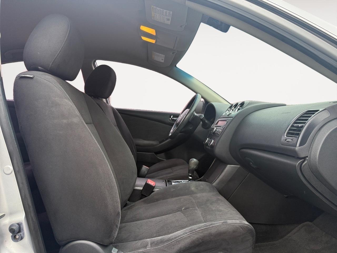 2012 Nissan Altima 2.5, USB, AUX, CD PLAYER, POWER MIRRORS, KEYLESS ENTRY, CRUISE CONTROL, FLOOR MATS, COME AND TEST DRIVE TODAY! Norfolk VA