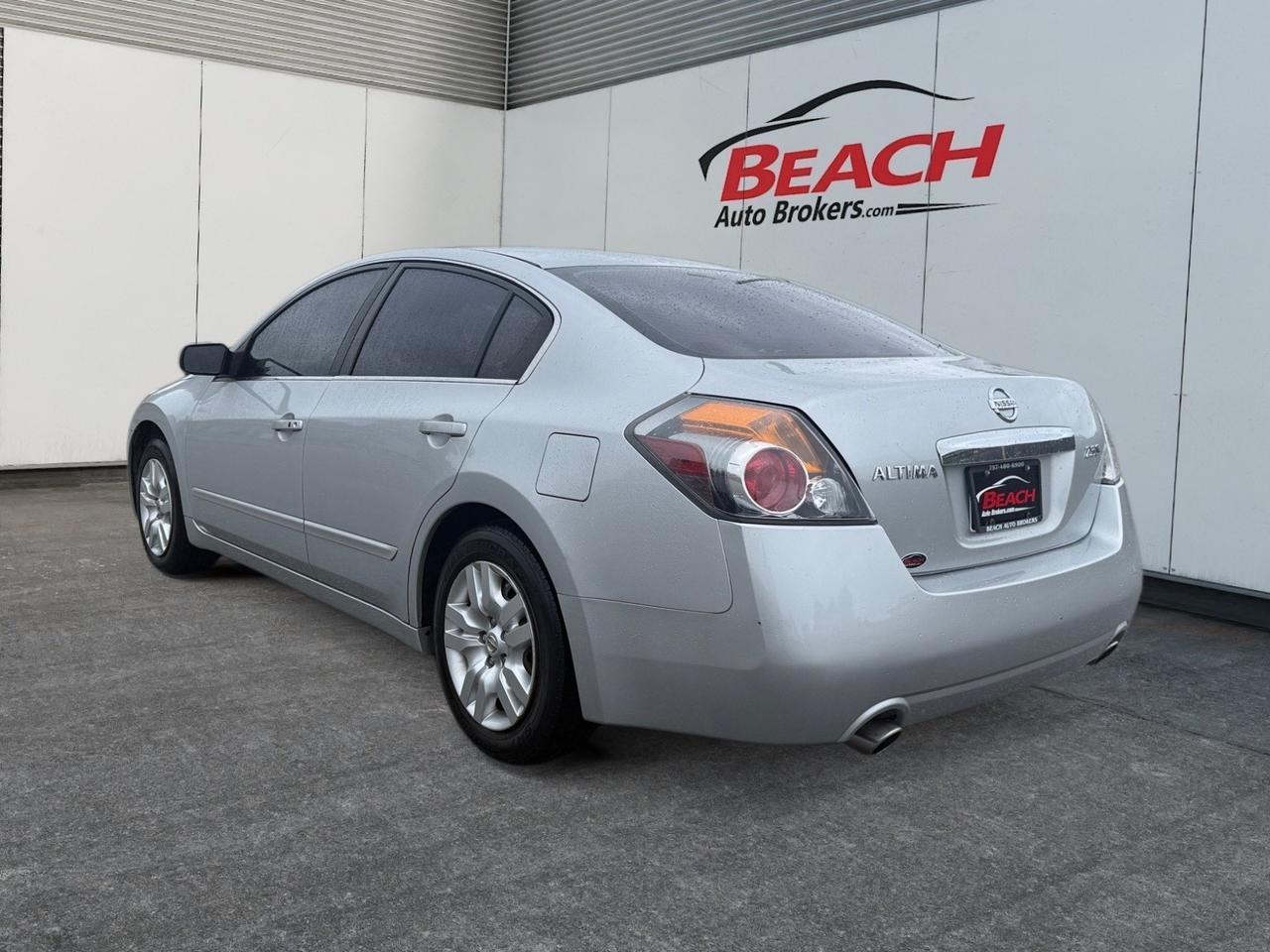 2012 Nissan Altima 2.5, USB, AUX, CD PLAYER, POWER MIRRORS, KEYLESS ENTRY, CRUISE CONTROL, FLOOR MATS, COME AND TEST DRIVE TODAY! Norfolk VA