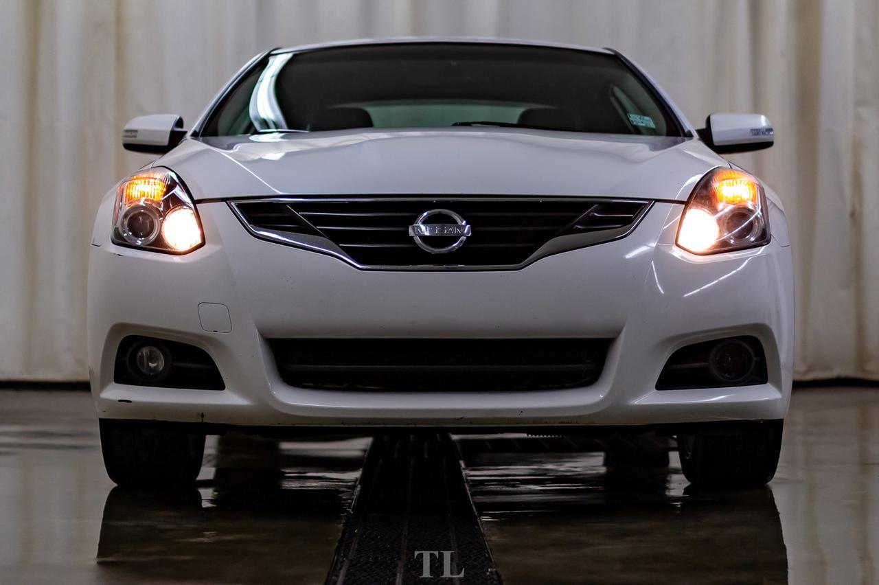 2012 Nissan Altima SR Coupe Leather Roof Nav BCam Red Deer AB