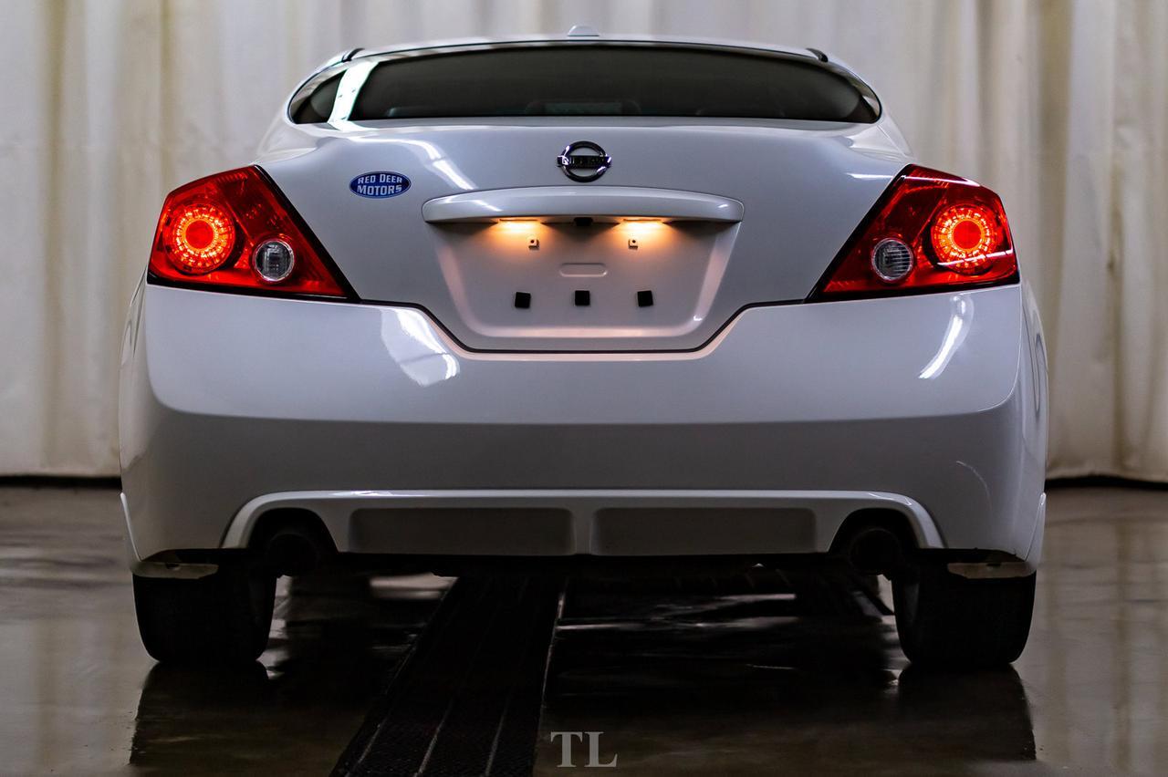 2012 Nissan Altima SR Coupe Leather Roof Nav BCam Red Deer AB