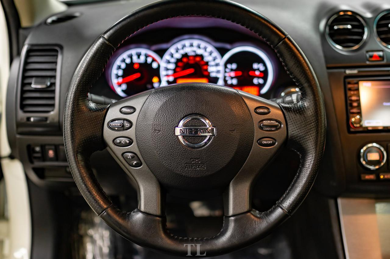 2012 Nissan Altima SR Coupe Leather Roof Nav BCam Red Deer AB