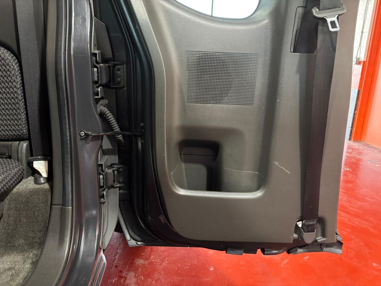 2012 Nissan Frontier SV Franklin OH