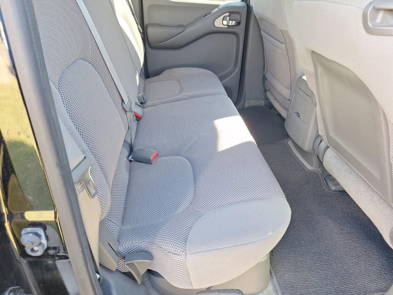 2012 Nissan Frontier SV Hurst TX