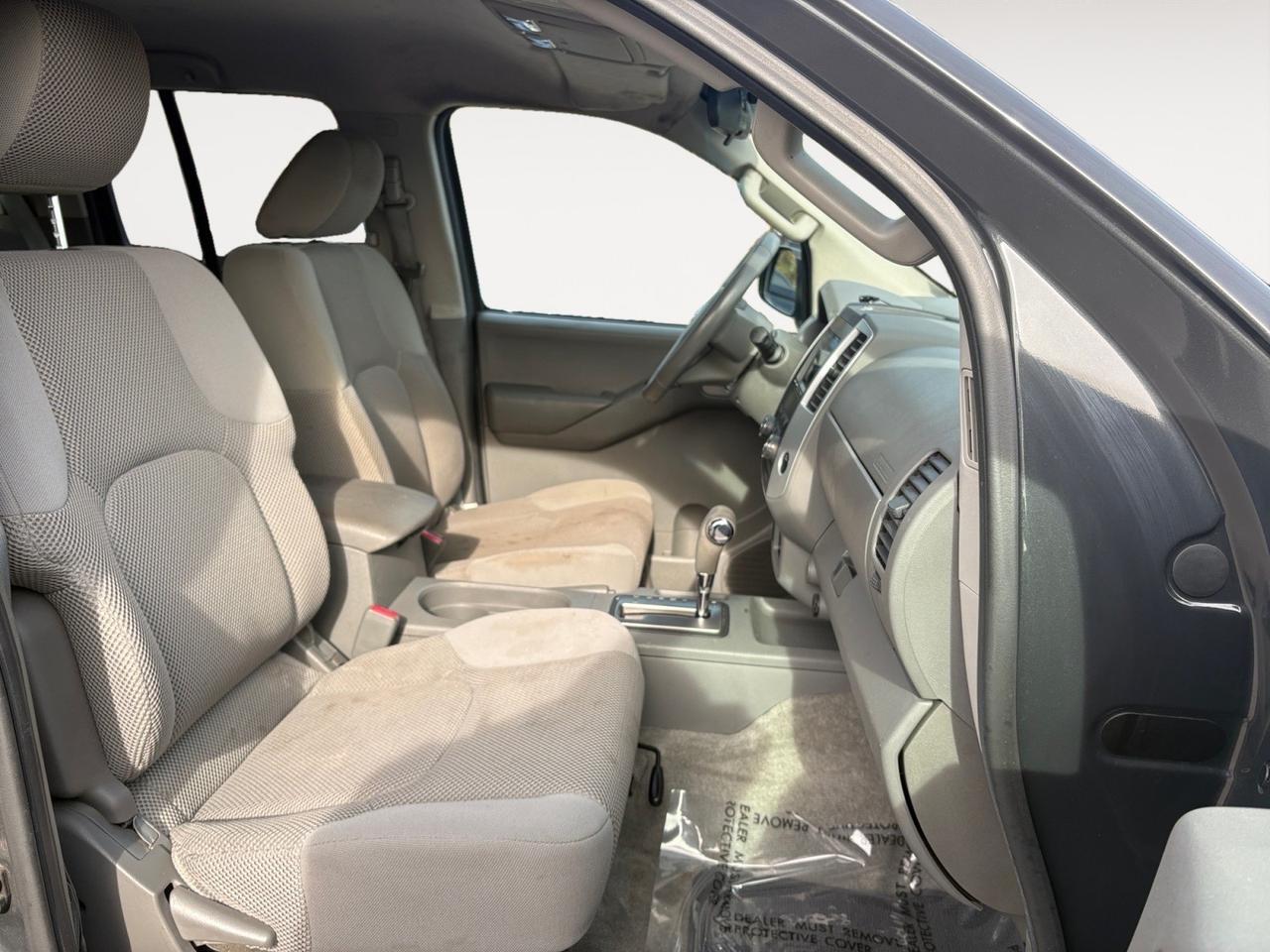 2012 Nissan Frontier SV, SOFT TONNEAU COVER, POWER MIRRORS, BLUETOOTH, LOW MILEAGE, CLEAN CARFAX, THIS TRUCK IS IN GREAT CONDITION!