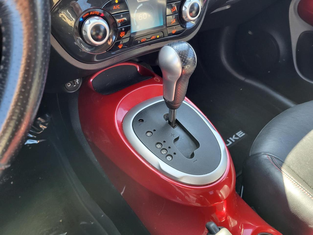 2012 Nissan JUKE 5dr Wgn CVT SL FWD Beeville TX