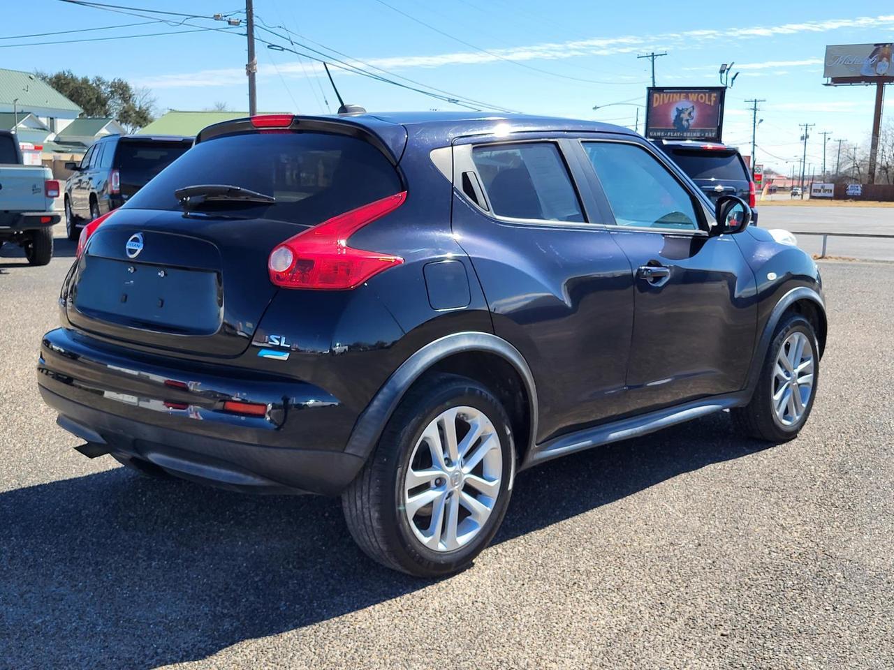 2012 Nissan JUKE 5dr Wgn CVT SL FWD Beeville TX
