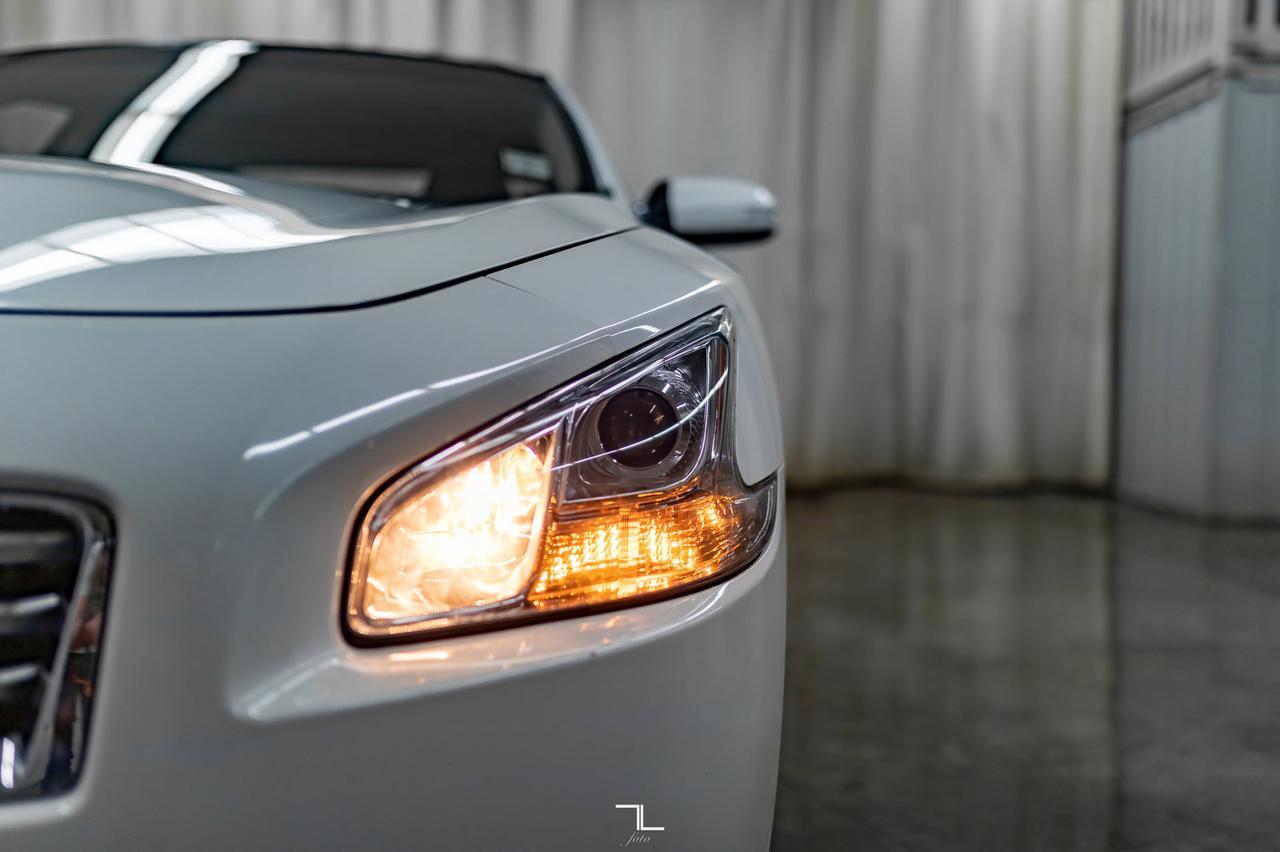 2012 Nissan Maxima SV Leather Roof BCam Red Deer AB