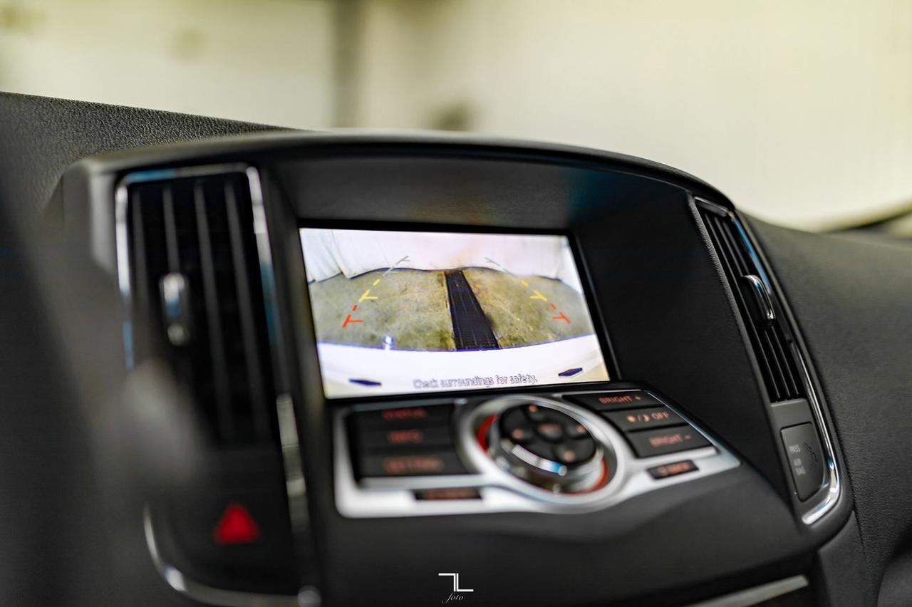 2012 Nissan Maxima SV Leather Roof BCam Red Deer AB