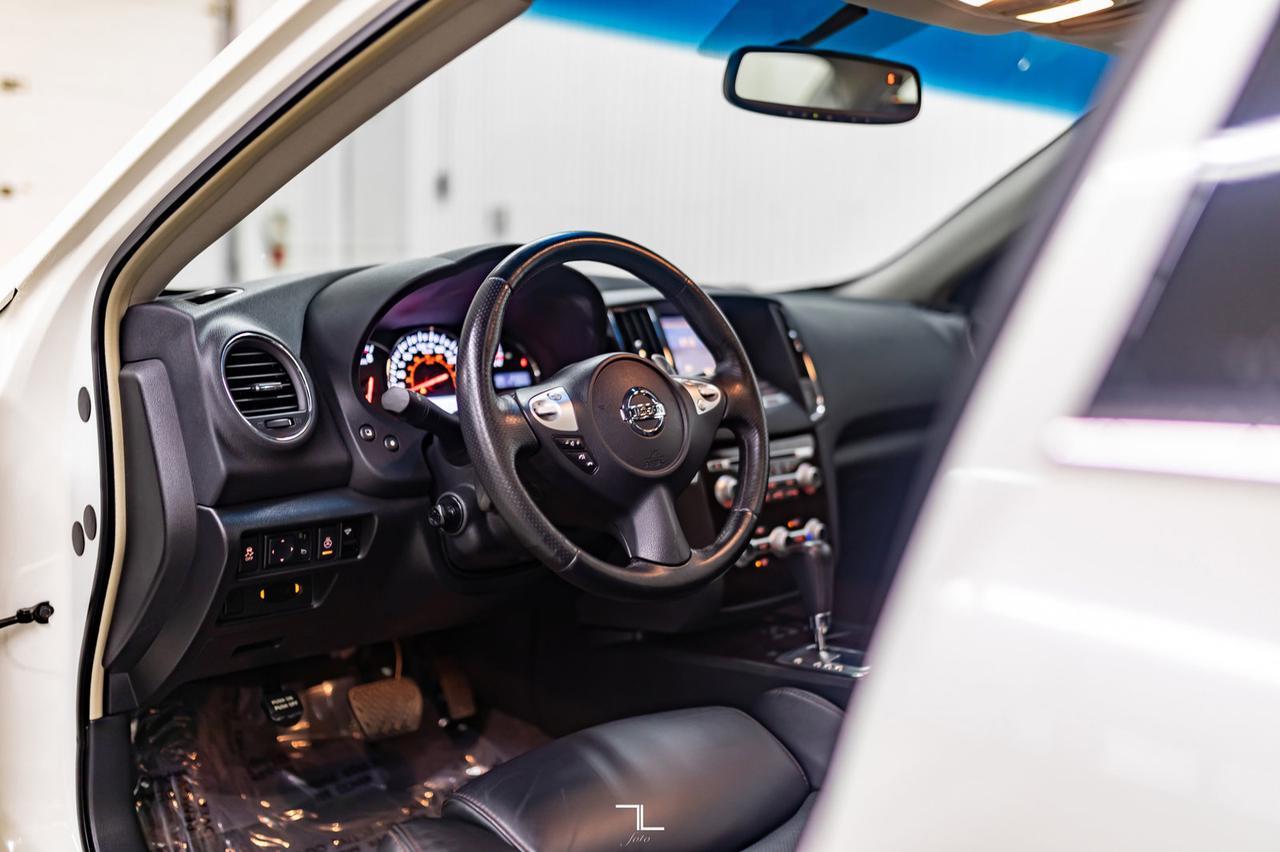 2012 Nissan Maxima SV Leather Roof BCam Red Deer AB