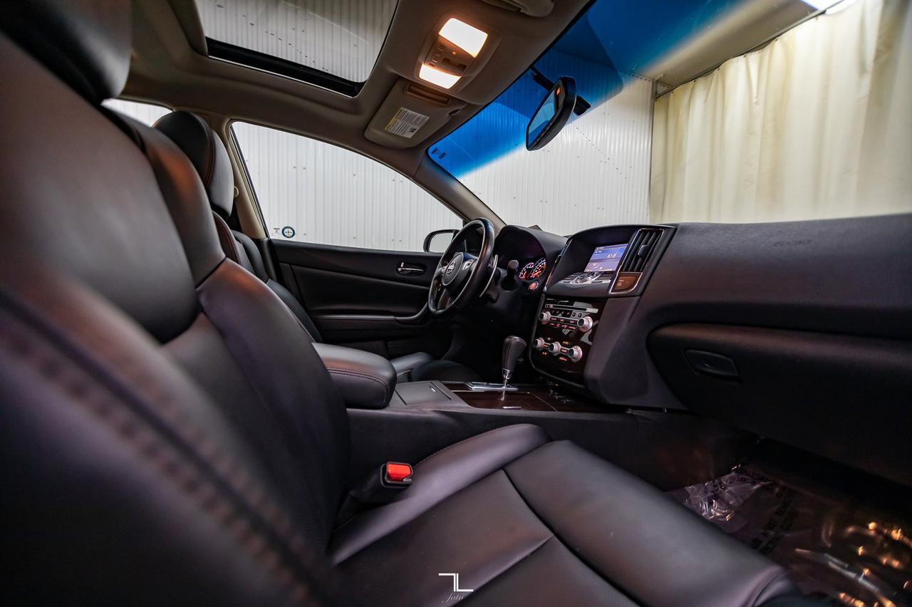 2012 Nissan Maxima SV Leather Roof BCam Red Deer AB