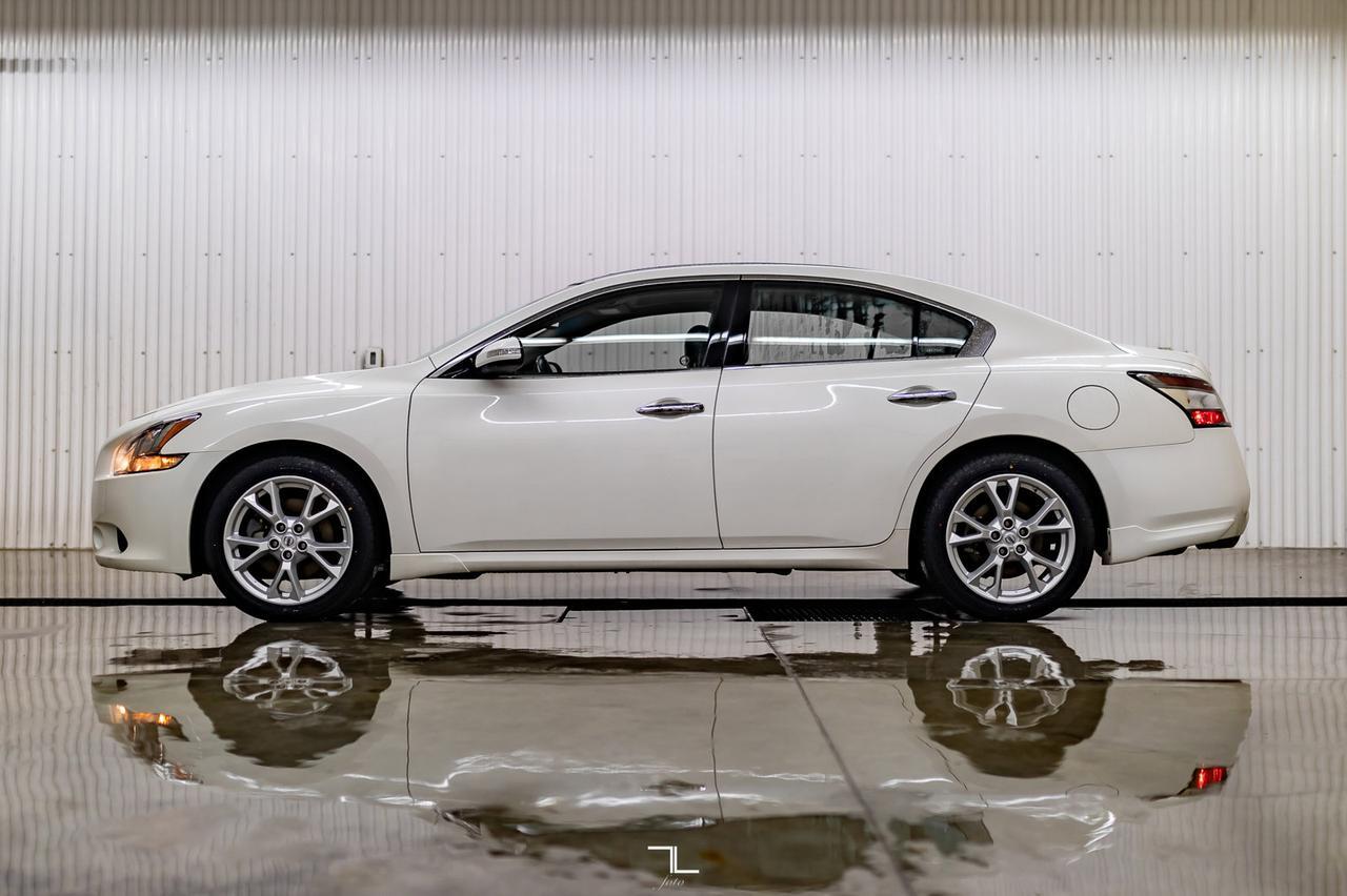 2012 Nissan Maxima SV Leather Roof BCam Red Deer AB
