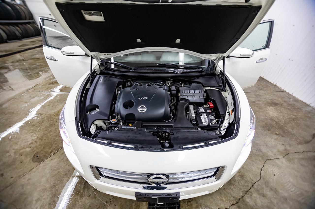 2012 Nissan Maxima SV Leather Roof BCam Red Deer AB