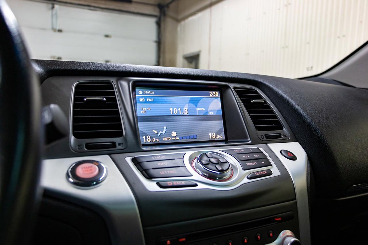 2012 Nissan Murano AWD SV Roof BCam Red Deer AB