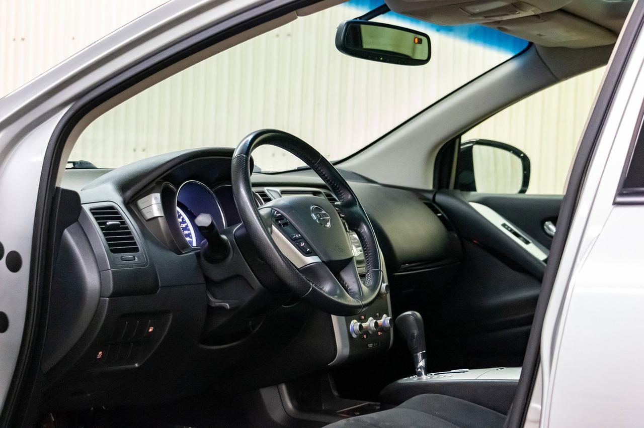 2012 Nissan Murano AWD SV Roof BCam Red Deer AB