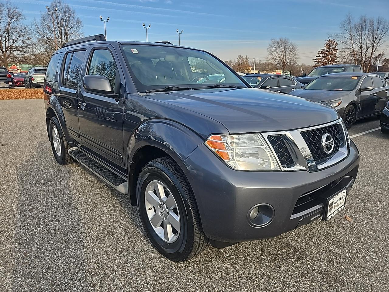 2012 Nissan Pathfinder SV