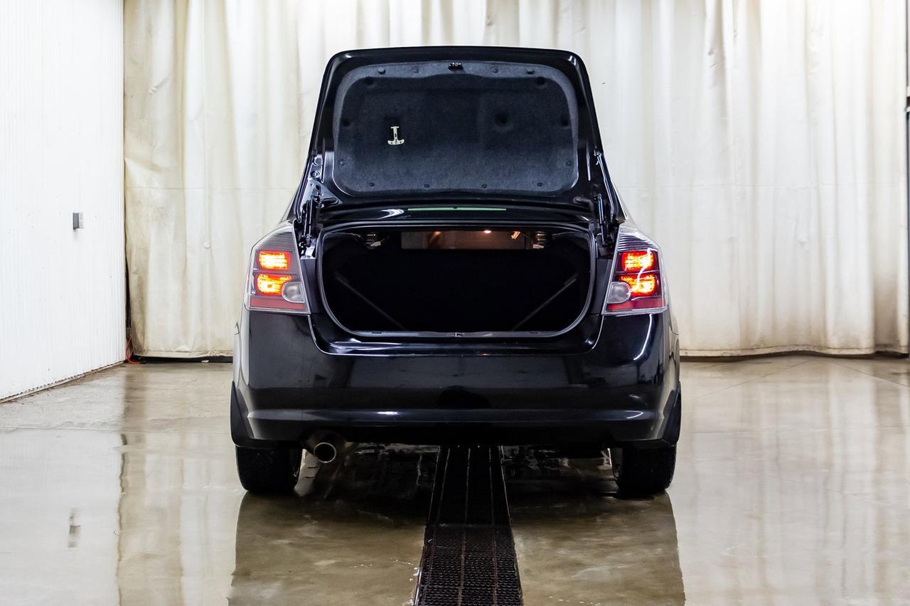 2012 Nissan Sentra SE-R Spec V Manual Nav Roof BCam Red Deer AB