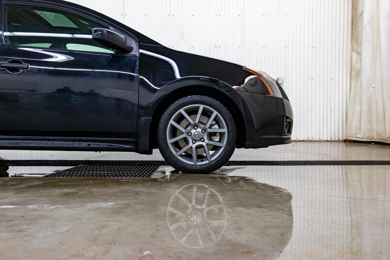 2012 Nissan Sentra SE-R Spec V Manual Nav Roof BCam Red Deer AB