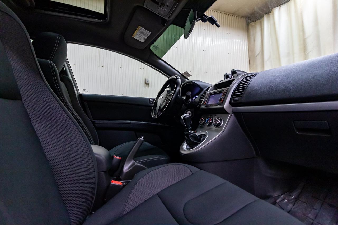 2012 Nissan Sentra SE-R Spec V Manual Nav Roof BCam Red Deer AB