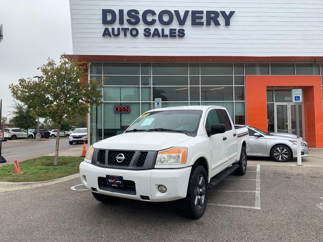 2012 Nissan Titan SV Crew Cab 4WD
