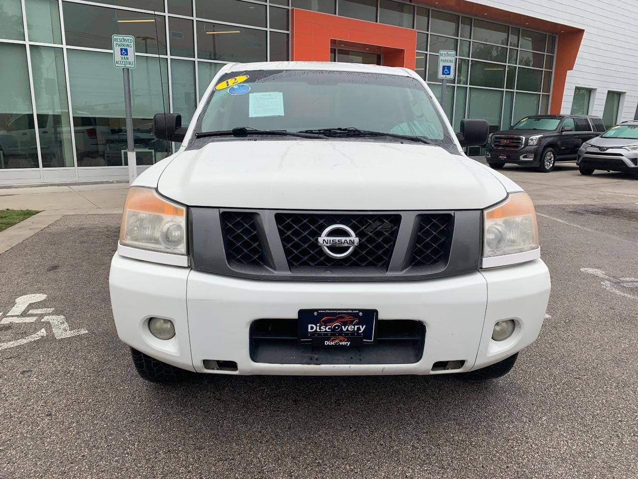 2012 Nissan Titan SV Crew Cab 4WD