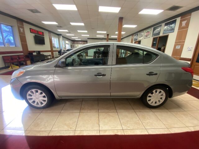 2012 Nissan Versa 1.6 S Sedan Charlotte NC