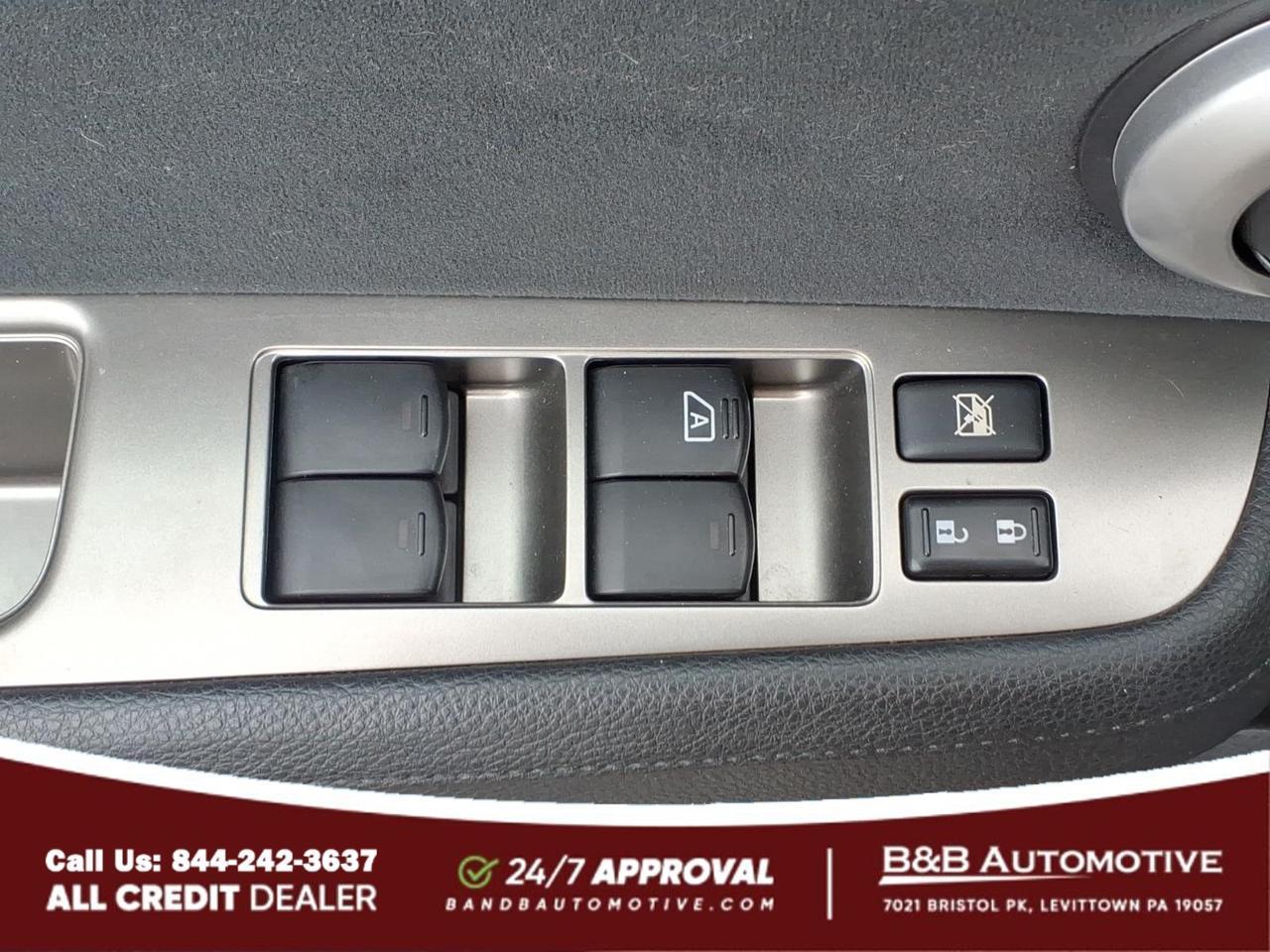 2012 Nissan Versa 1.8 S Levittown PA