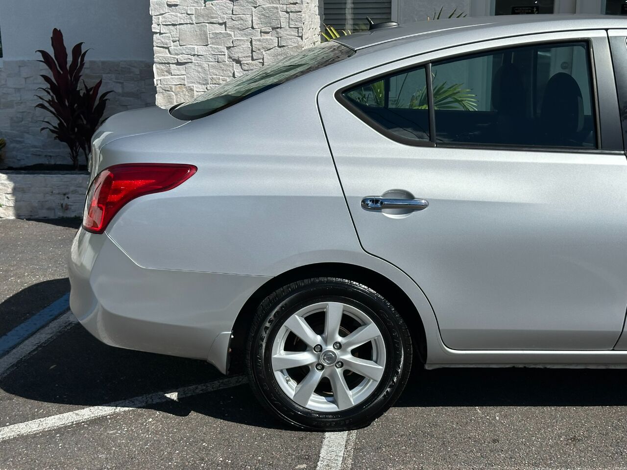 2012 Nissan Versa 4dr Sdn CVT 1.6 SL Jacksonville FL
