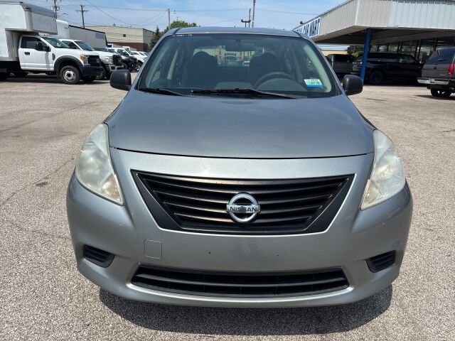 2012 Nissan Versa S Cleveland OH