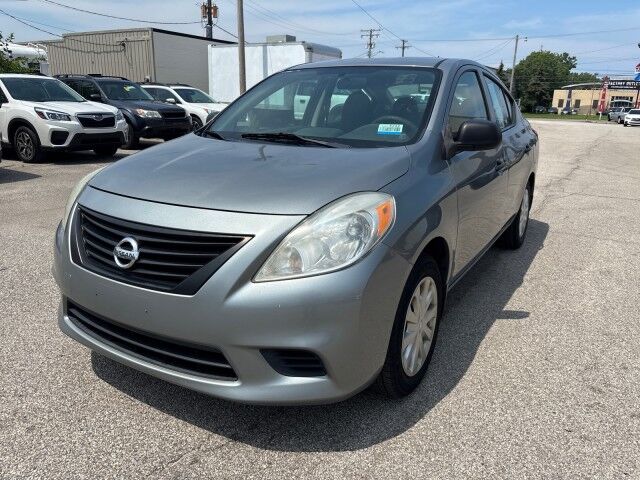 2012 Nissan Versa S Cleveland OH
