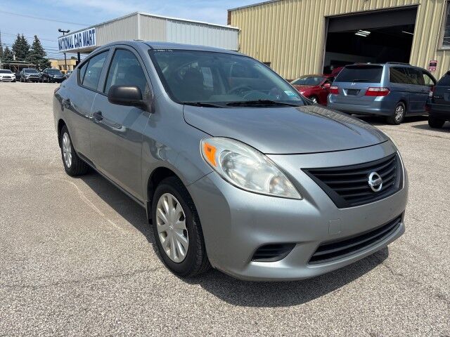 2012 Nissan Versa S Cleveland OH