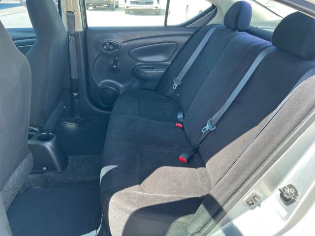 2012 Nissan Versa SV Gainesville TX
