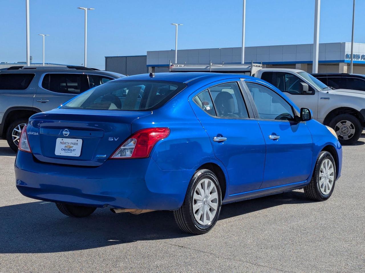 2012 Nissan Versa SV