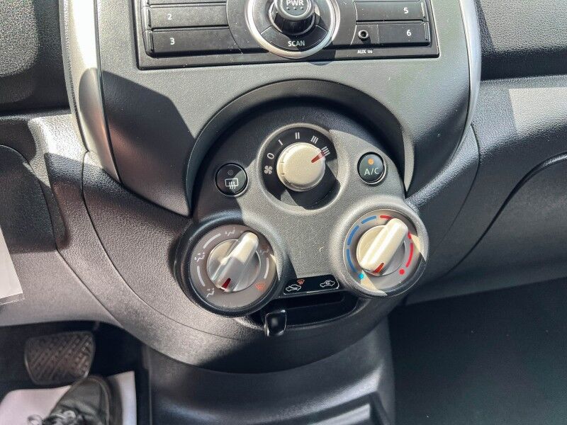 2012 Nissan Versa SV Wilmington NC