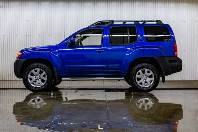 2012 Nissan Xterra 4x4 SV Off-Road Red Deer AB