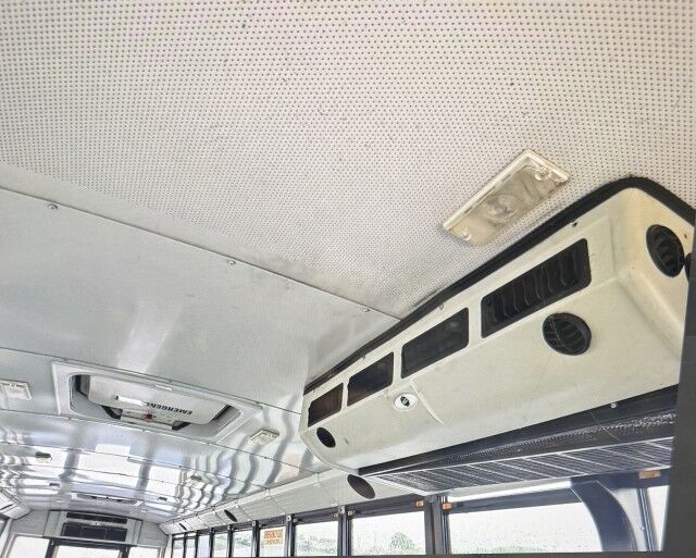 2012 No Make Freightliner 36 Passenger Thomas Bus Henrico VA 2012 No Make Freightliner 36 Passenger Thomas Bus Henrico VA