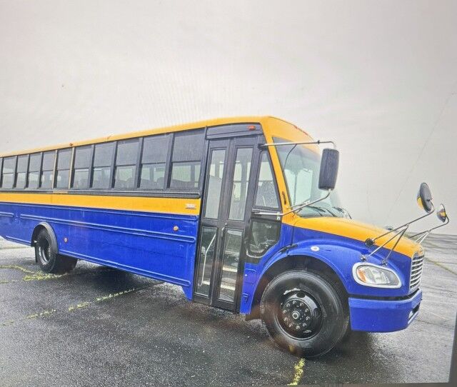 2012 No Make Freightliner 36 Passenger Thomas Bus Henrico VA 2012 No Make Freightliner 36 Passenger Thomas Bus Henrico VA