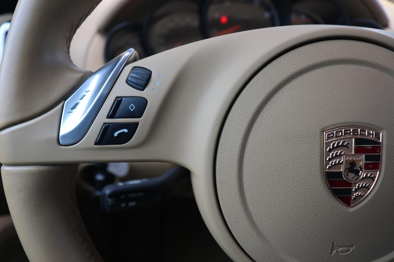 2012 PORSCHE CAYENNE Houston TX